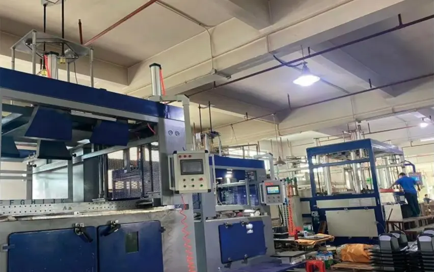 Vacuum Forming Workshop Work Room